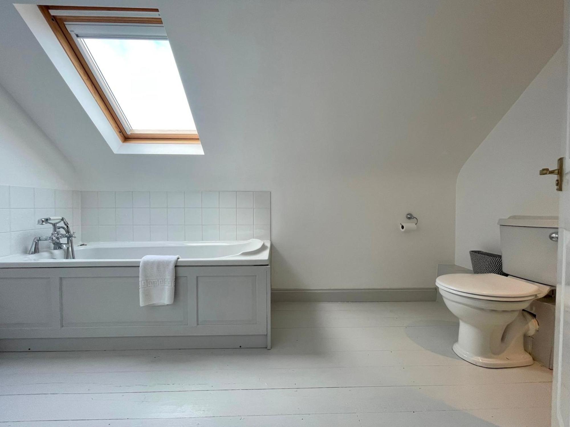 Spacious Home Sleeps 6 Short Walk To Port Isaac Village & Stunning Views Exterior photo